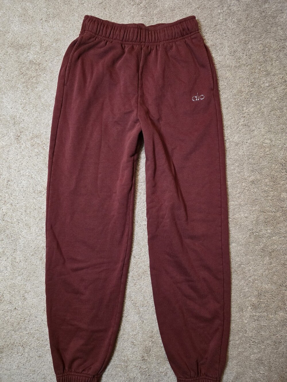 ALO Yoga Accolade Burgundy Sweatpants Joggers Small